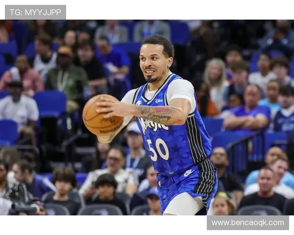 科尔安东尼高效表现14投9中砍下23分助攻7次助力球队胜利